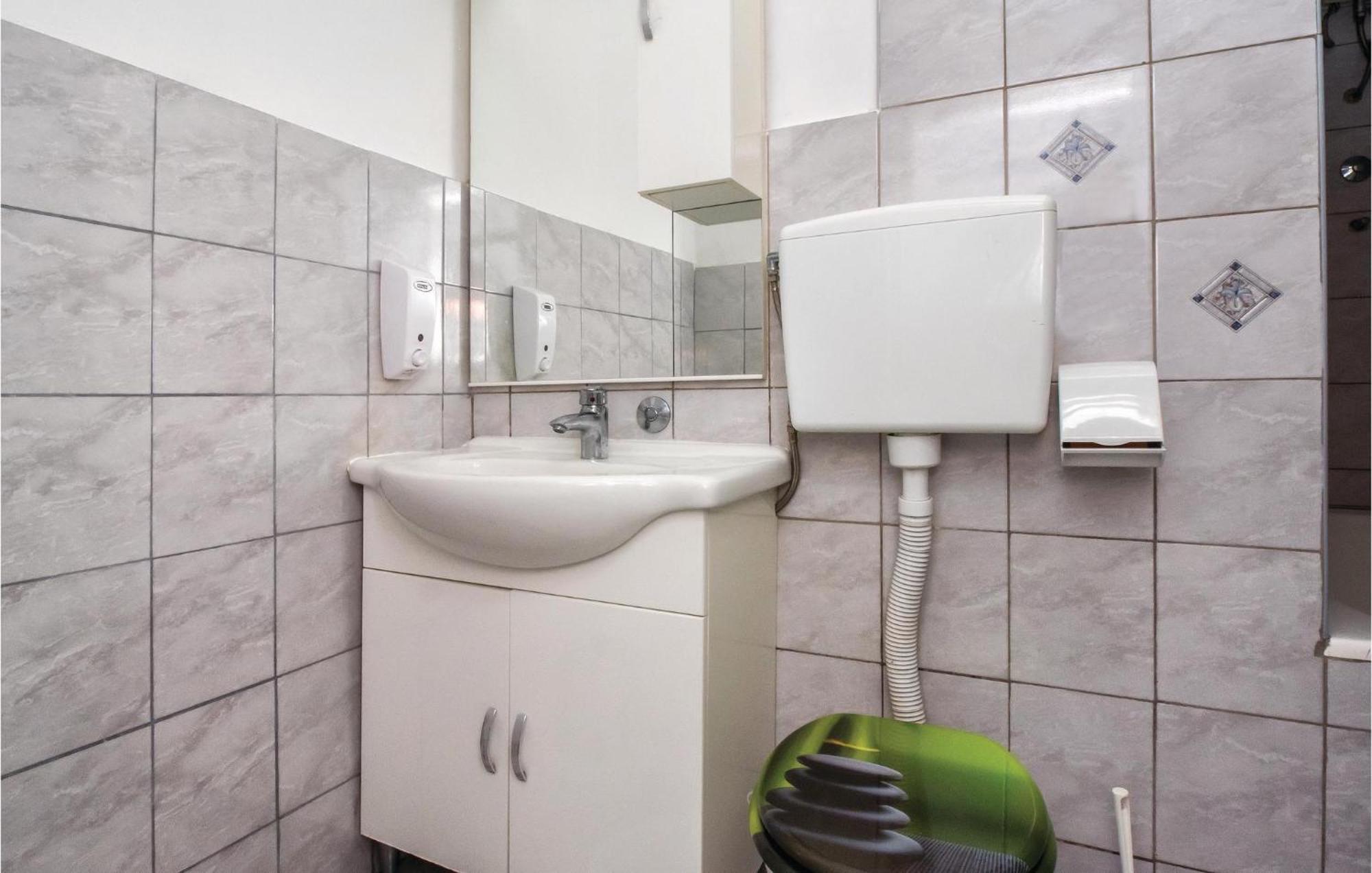 Cozy Apartment In Split With Kitchenette מראה חיצוני תמונה