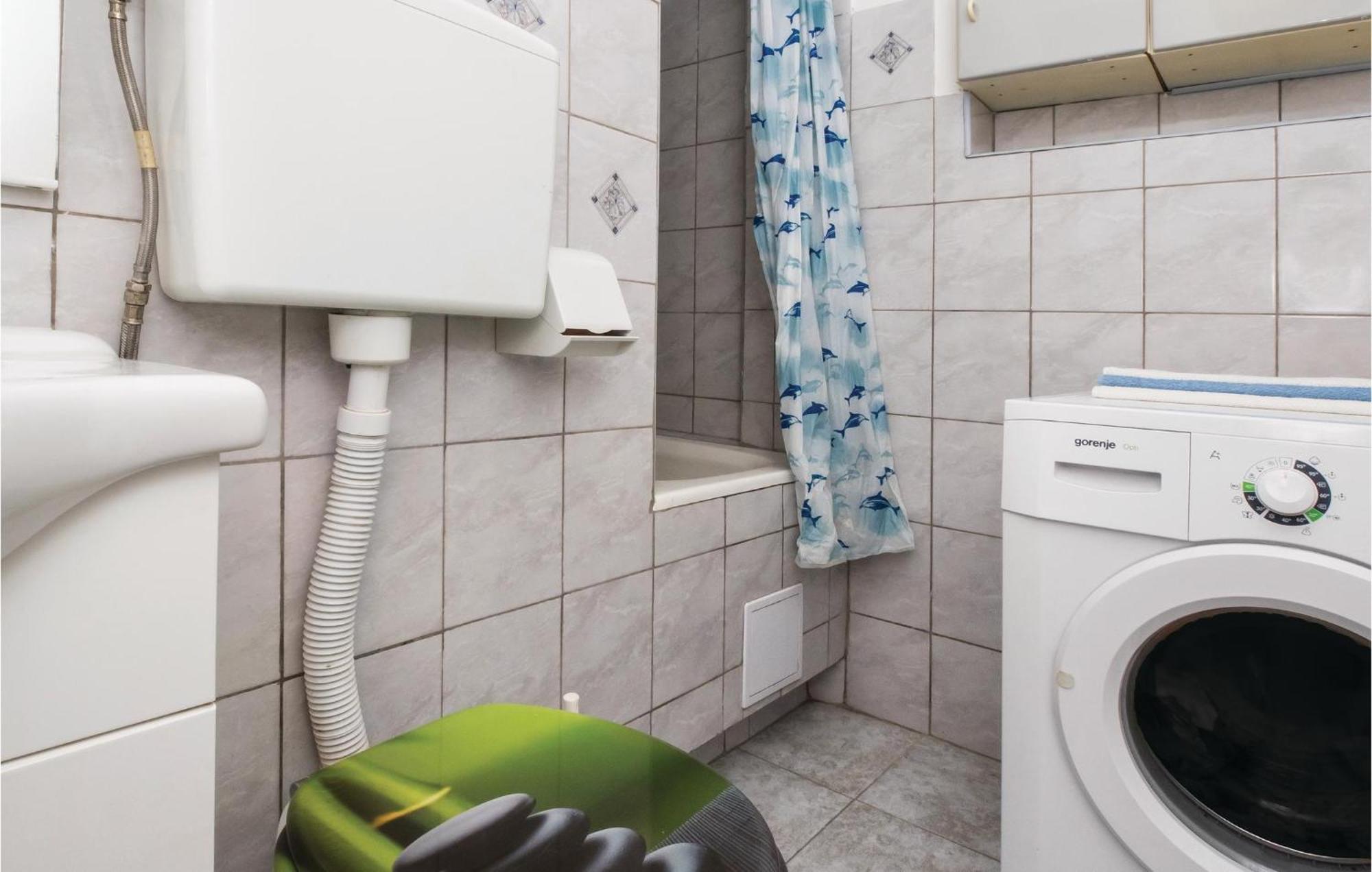 Cozy Apartment In Split With Kitchenette מראה חיצוני תמונה