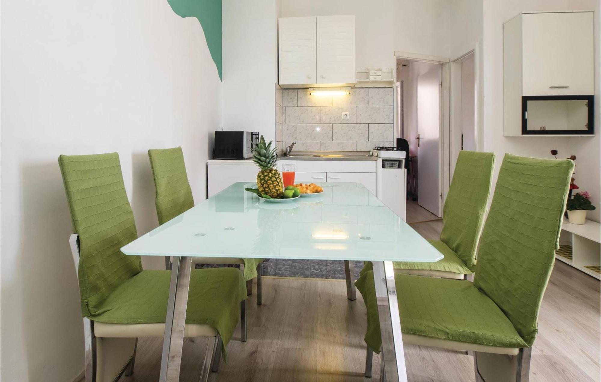 Cozy Apartment In Split With Kitchenette מראה חיצוני תמונה