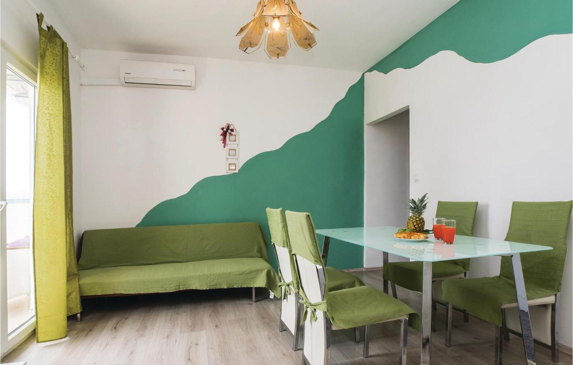 Cozy Apartment In Split With Kitchenette מראה חיצוני תמונה