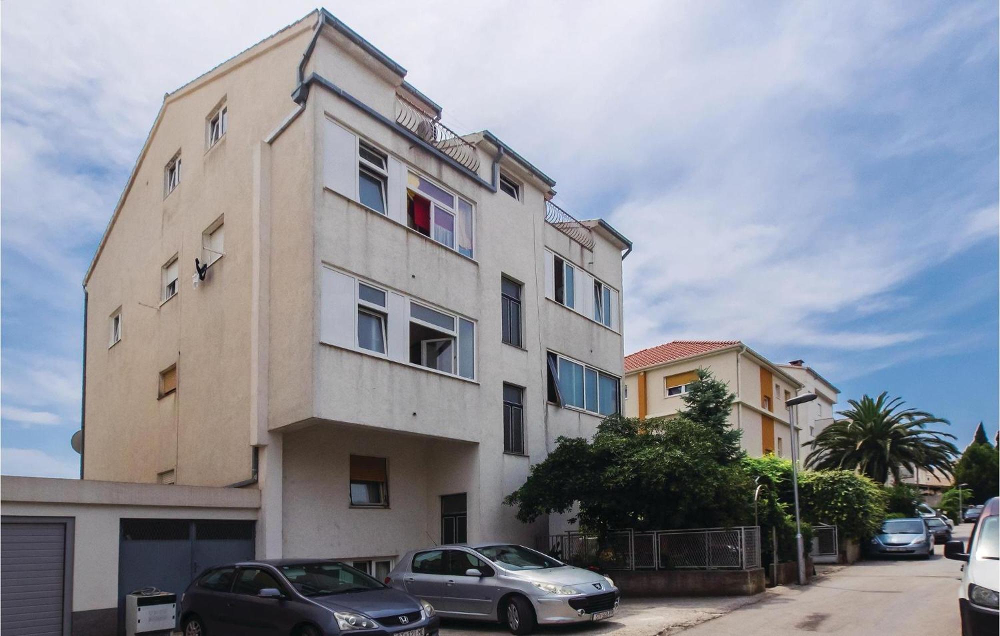 Cozy Apartment In Split With Kitchenette מראה חיצוני תמונה