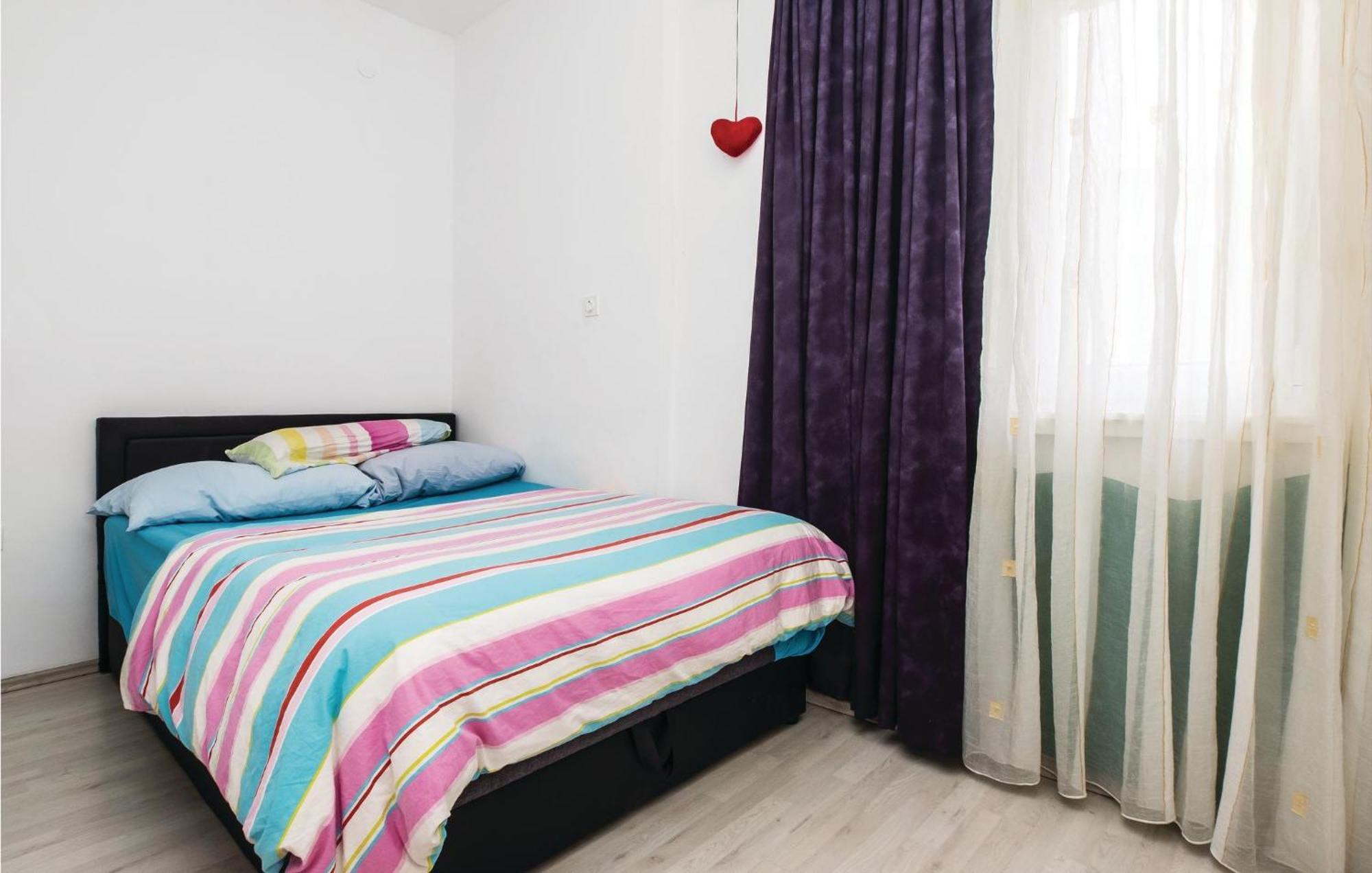 Cozy Apartment In Split With Kitchenette מראה חיצוני תמונה